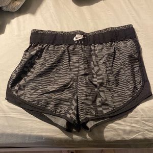 Nike Air Tempo Women's Printed Running Shorts